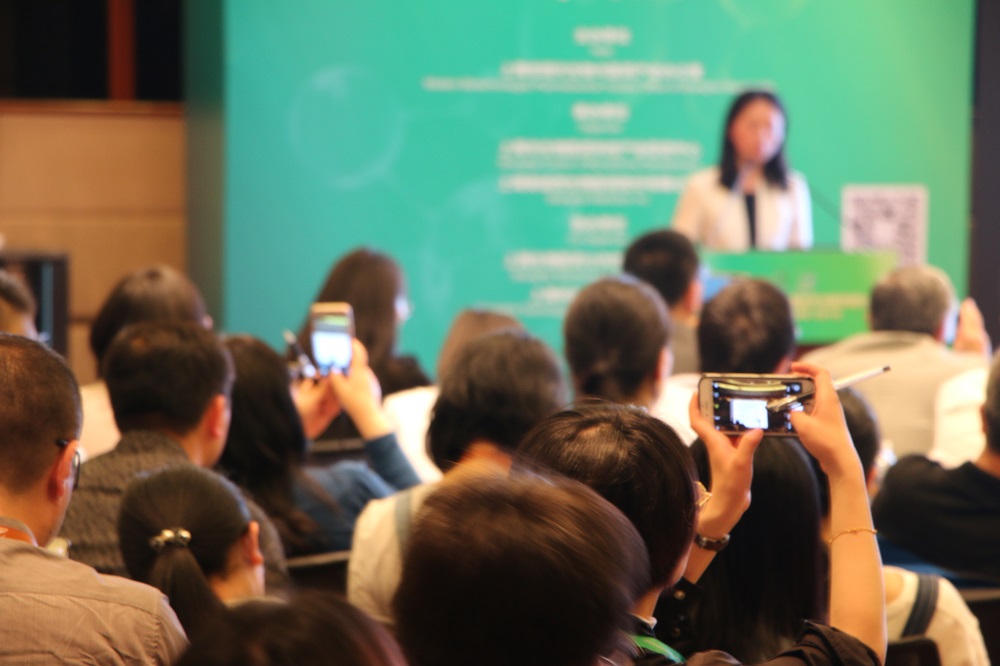 千帆竞渡，，，，百舸争流！由CC网投主理的新药临床前研究及IND申报战略专题钻研会顺遂召开！