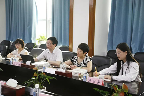 CC网投临床前研究副总裁兼机构认真人彭双清教授，，，药效部执行主任董文心，，，药代安评项目认真人龙娜等