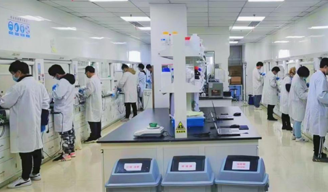 封控未曾歇工，，，复工更添效能